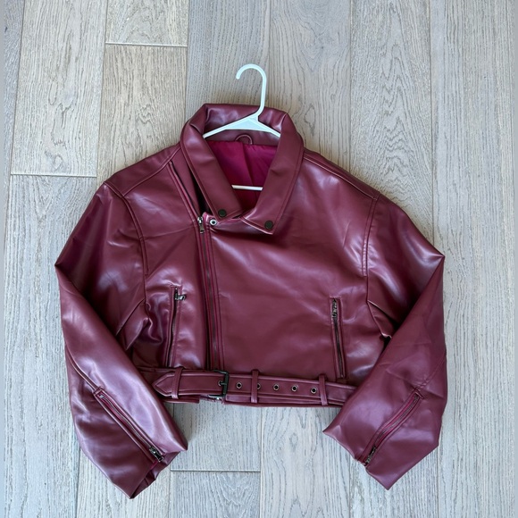 Jackets & Blazers - Burgundy cropped leather jacket